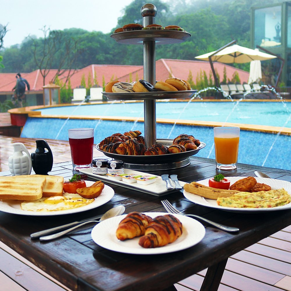 Delve into a culinary journey with our range of artfully curated breakfast delicacies. Book now for a delightful experience.
.
.
.
#cutofftoconnect #delladata #DATAResort #glamping #luxuryresort #worldcuisine #lonavla #delicacy #foodie #breakfast #salammanekshaw
#Gurkhalounge