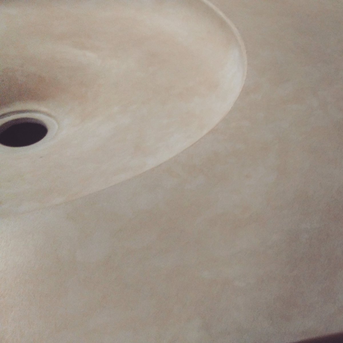 DesignNedev's tweet photo. Beautiful concrete sink or why concrete is still best for stunning architecture and unique objects.
.
.
.
#concrete #cement #sink #concretebasin #bathroomsink #sinkdesign #bespokesink #designersink #architecture #fun #concretedesign #concretelife https://t.co/eVK4Y3Q0LZ