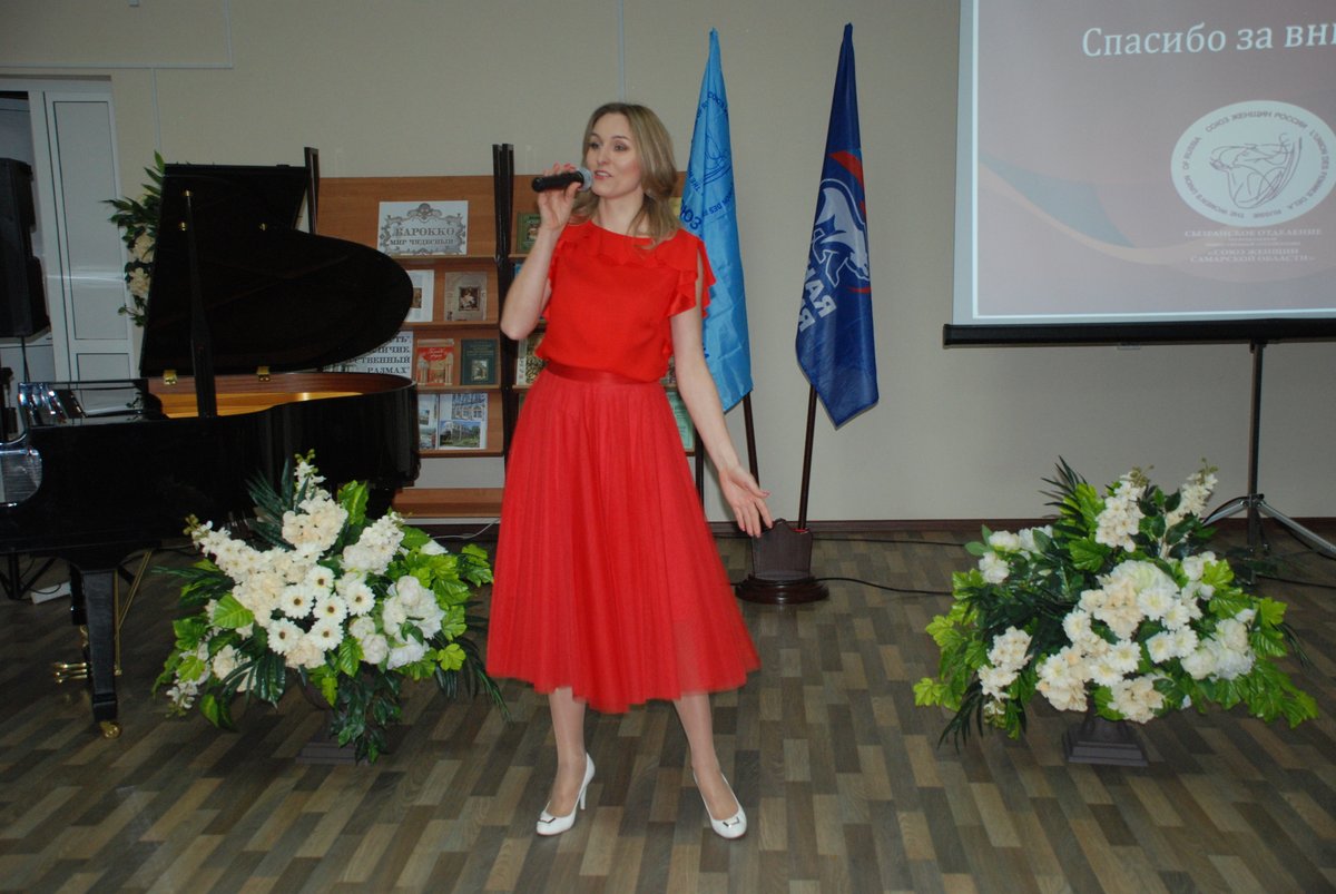 mbugdk's tweet photo. 31 января муниципальный камерный оркестр "Viva classica" и солисты МБУ «ЦМИиК» приняли участие в торжественном собрании Сызранского отделения Региональной общественной организации «Союз женщин Самарской области». https://t.co/OWjhCbQnXp