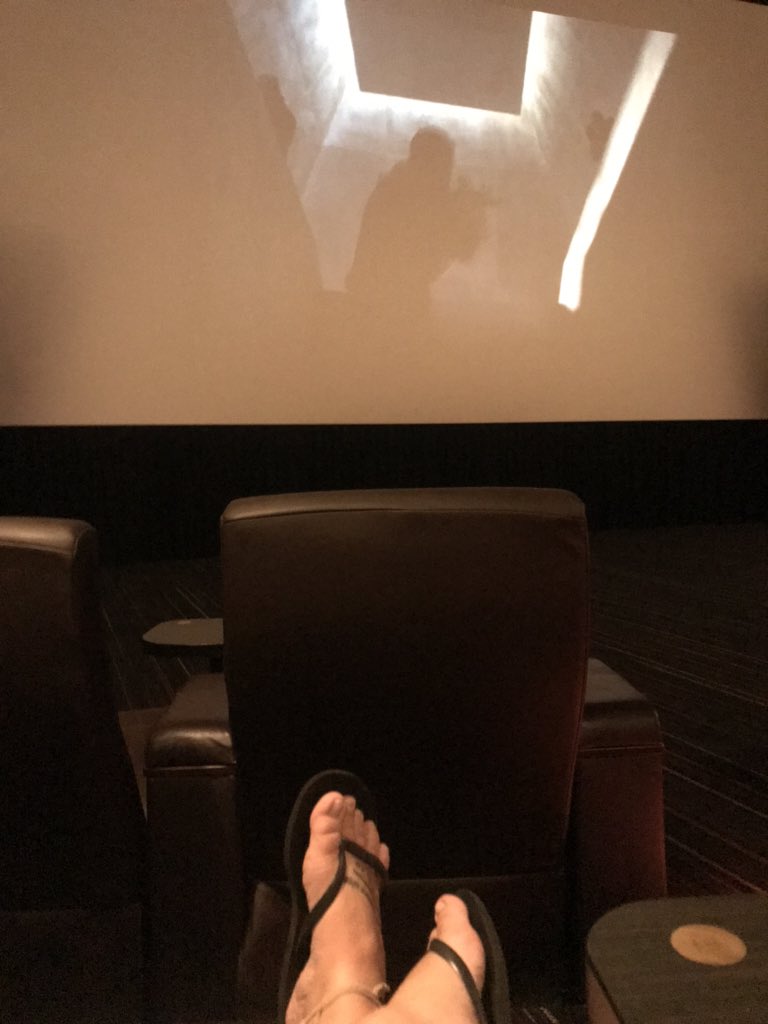 NewyBeachBum's tweet photo. Gold Lounge Fundraising. Stood up by the daughter, means I get all the food &amp; free drinks for myself. 

#LikeABoss #ReadingCinemas #TayGoesToCanada #BetterBeGood https://t.co/u6rEizgWrU