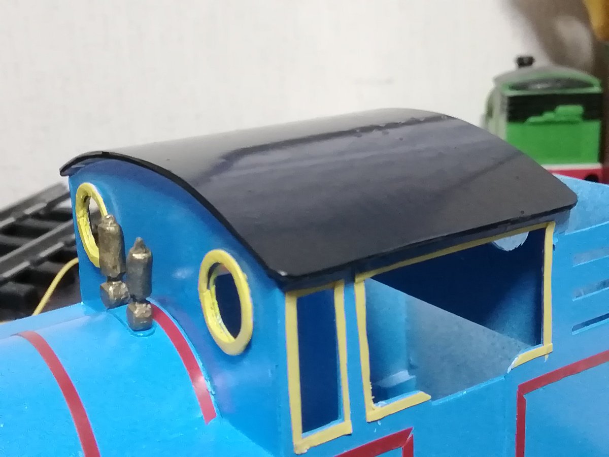 屋根紛失してたからつくた