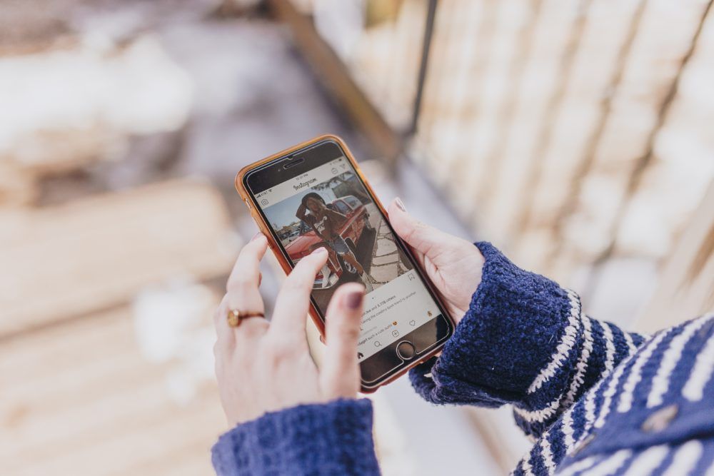 lr_bsn's tweet photo. [Publication de la semaine 📌] : Mes 6 meilleurs conseils pour mettre #Instagram au service de ton #business

A découvrir ici👇
https://t.co/wtFWCuzJW3

#entrepreneuriat #freelance #MarketingDigital https://t.co/Hd6aEDQ9Y6