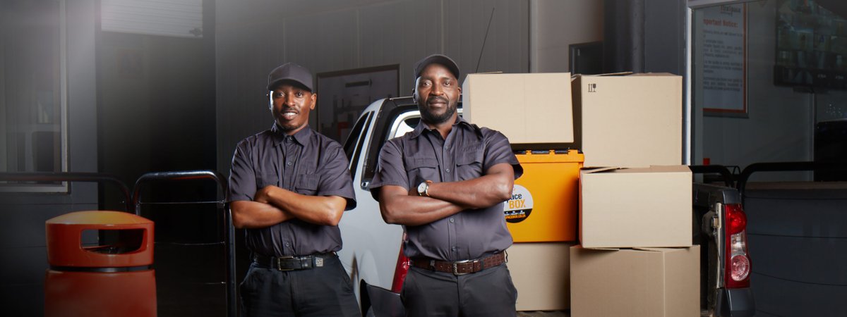 Secure #BusinessStorage at a fixed price per box/item.
SpaceBox collects &amp; delivers – and we offer free sturdy plastic boxes and an online inventory. ow.ly/VdBd50y6Hry