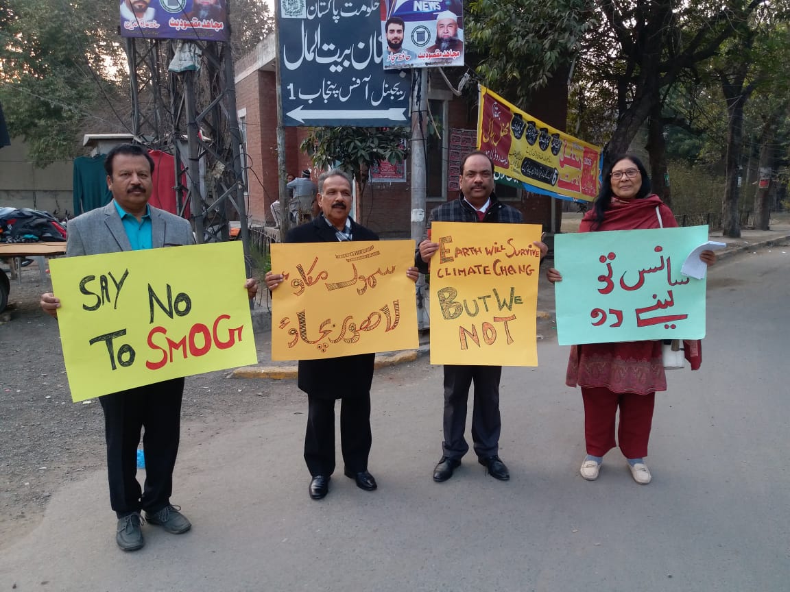 NoorulainSadia's tweet photo. I am not alone!
STOP #airpollution #lahoresmog #backtosimplicity #unitebehindscience
@fridays4futureP
@GretaThunberg
Thanks:
Mr. Javed Khan
Mr. Yaqoob Samson
Dr. Majid Abel
#Saanslenedo Awareness Talk on #smog #airpollution #climatechange #lahorepressclub #1Feb2020 #4to5 https://t.co/8Oa1hi44up