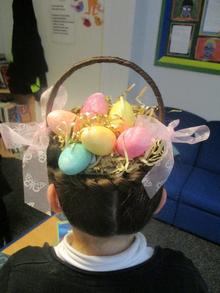 ColebrookJunior's tweet photo. #YoungCarersAwarenessDay @CarersTrust On Friday, we celebrated our Young Carers.  We had a great assembly that highlighted the impact that being a Young Carer can have.  We came to school with wacky hairstyles or hats to raise money. The creativity was remarkable! https://t.co/fbwIT9qUdh