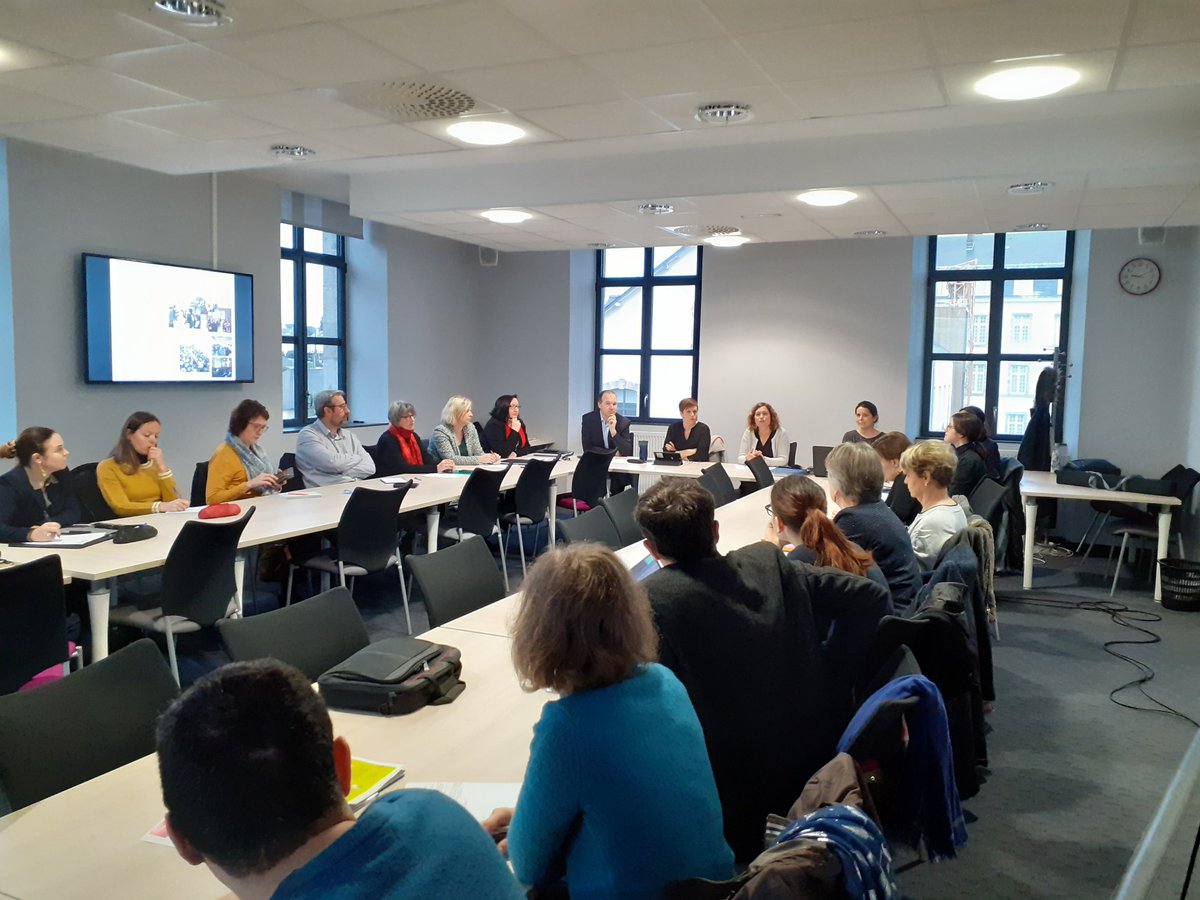 LavalAgglo's tweet photo. @LavalAgglo et @laval_economie présentent le bilan positif 👍 de la Semaine Laval Emploi 2019 avec les acteurs locaux de l'emploi #lavalemploi https://t.co/hkFdbgJl0p