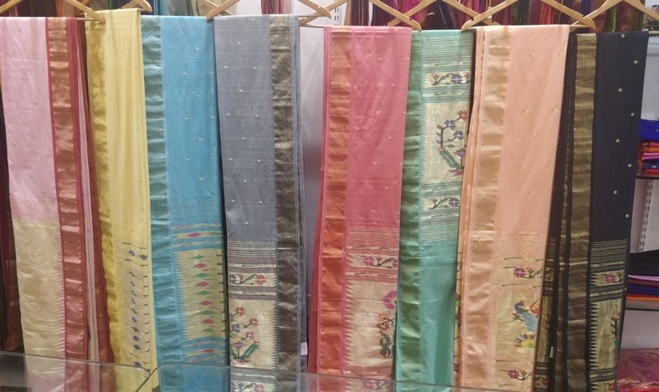 onlypaithani's tweet photo. Silks and Cottons in colors you would love .. yes it's too hard to pick a favorite :)

View more at https://t.co/pYAHAJvtII and
For enquires, contact 9833767750

#Mumbai 
#Onlineshopping
#events 
#wedding 
#SareeTwitter https://t.co/7CjNZ5YkjG