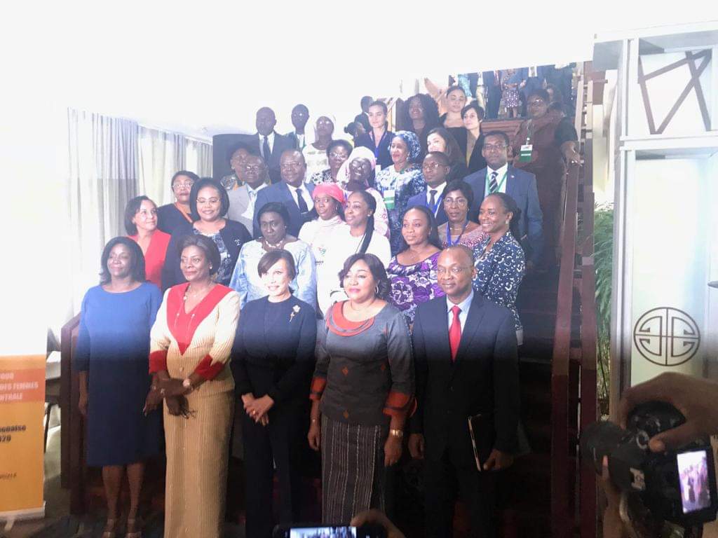 La Ministre des Affaires Sociales de l'Enfance et de la Famille, Dr Nene Oumou Deffa Kane, a participé à Libreville, à la conférence organisée par la Banque mondiale sous le thème: Autonomisation Économique des Femmes en Afrique de l'Ouest et Centrale. 
<a href="/MASEF68949550/">@MASEF</a>