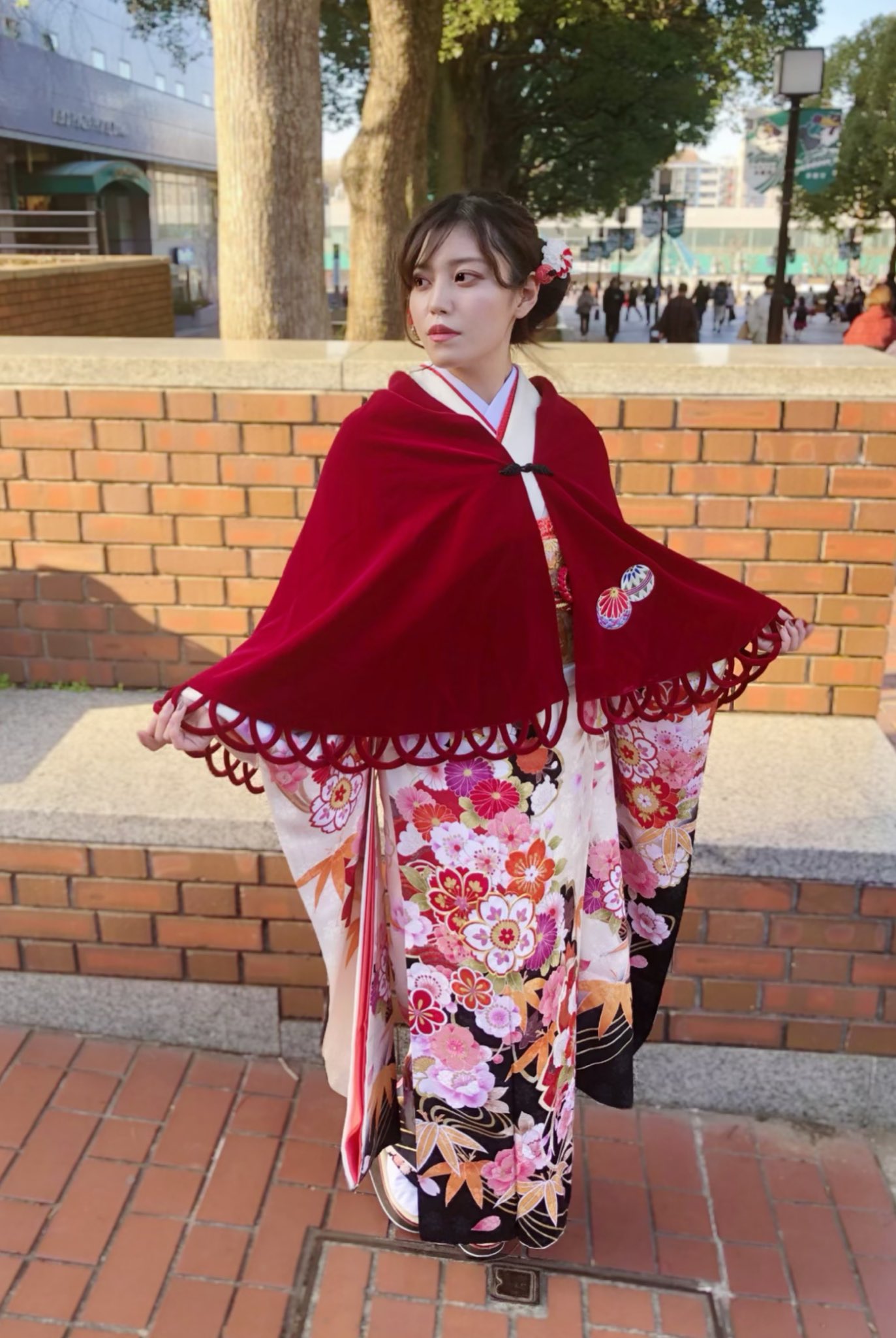 カテゴリ ふりふ - ふりふ 羽織 赤系ベルベットショール 道行コート