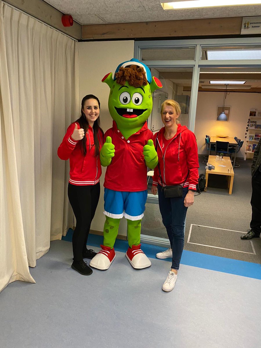 TeffelenCDA's tweet photo. #sjorssportief van start in gemeente #beuningen. Sterre’s tekening van de #peppel heeft klasprijs gewonnen. Kinderen kiezen en bewegen. https://t.co/cyU1GIh6Sp