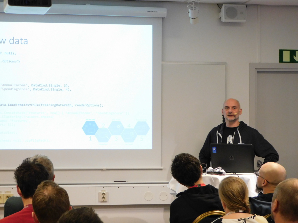 A pragmatic deep dive into ML.NET by <a href="/diederikkrols/">diederik krols</a> #Swetugg