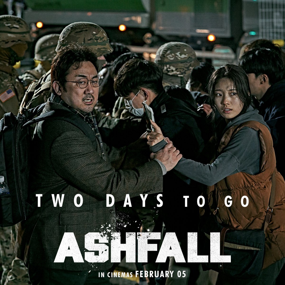 VIVA_Intl's tweet photo. Lives are at stake in their race against nature.
2 days to go! Be sure to catch the much talked about and highly-anticipated Korean disaster movie of the year, ASHFALL! Opens February 5 in cinemas near you. #Ashfall #AshfallMovie https://t.co/gEPbn8UVeB