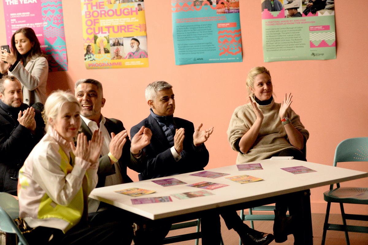 loisstonock's tweet photo. The @LBOC2020 #BluePrintCollective meeting @MayorofLondon after presenting their Charter for how they want to see Public Space developed and how they want to be involved in the decision making process @atjuliaking @LSECities @AkilScafeSmith Launching soon! @oomkzine 👇👇👇👇🙌 https://t.co/wVW5uuP44H