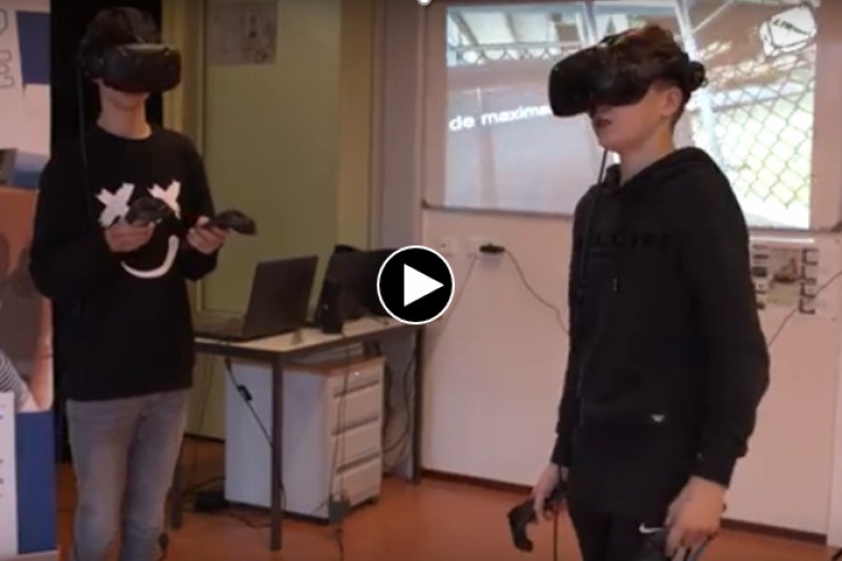 EemsdeltaEZ's tweet photo. Leerlingen maken kennis met bedrijven in de regio middels virtual reality https://t.co/eZXGCcUAbc https://t.co/LrZqNN0sFx