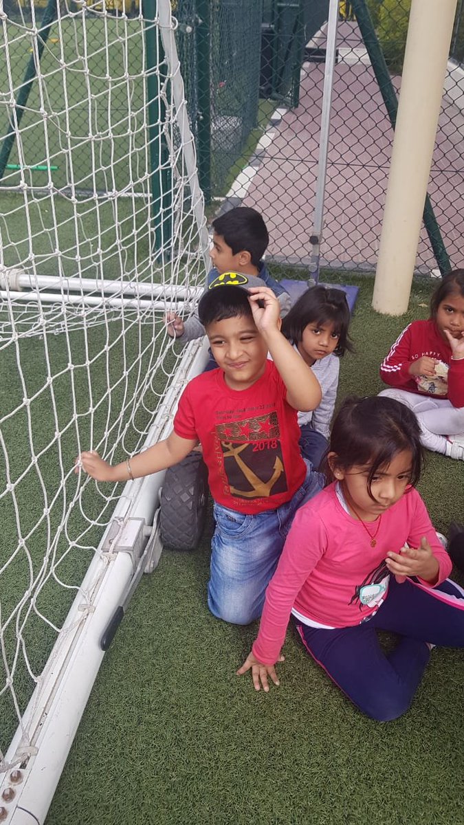 Ginny17670605's tweet photo. #Aryanbagai  #Kg1A #RainbowsOfKindness🌈 #NMSKGDayCamp  🎉 ⛺ 
@gemsnms_alkhail @Bushra_b05 @dheerajbagai https://t.co/qE56M1DB0M