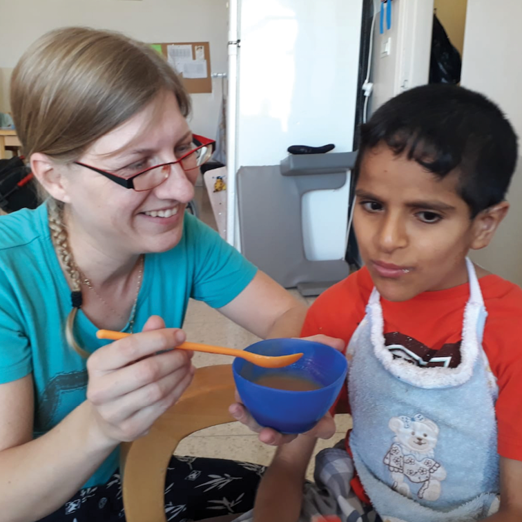 InfoJemima's tweet photo. We zorgen voor meer dan 60 mensen met een beperking. Ondanks onze liefde worden we hierin beperkt door het tekort aan financiële middelen. Daarom hebben we uw financiële hulp hard nodig. Lees op onze website over ons adoptieprogramma. https://t.co/HPB5tO9YpD  #adoptieprogramma https://t.co/xSPxzlKuBM