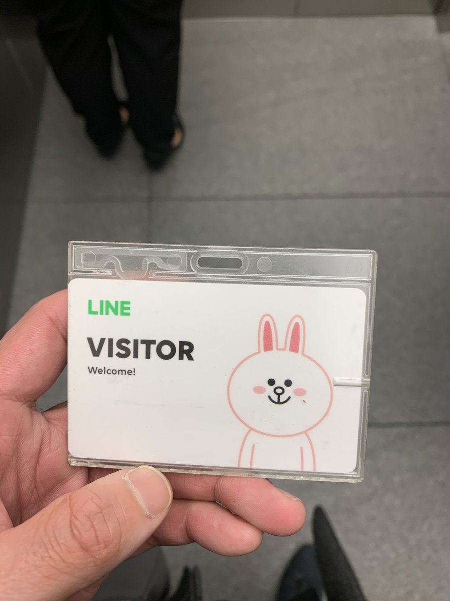 RcubeRyo's tweet image. LINEの本社に行ってきました^ ^
オフィスカッケー！