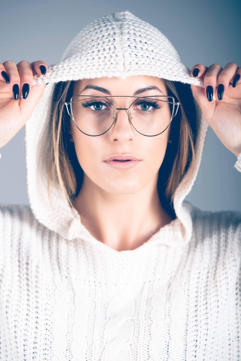 m_bialy's tweet photo. Dzień dobry.
#BModel https://t.co/a6RKbmYc2J
