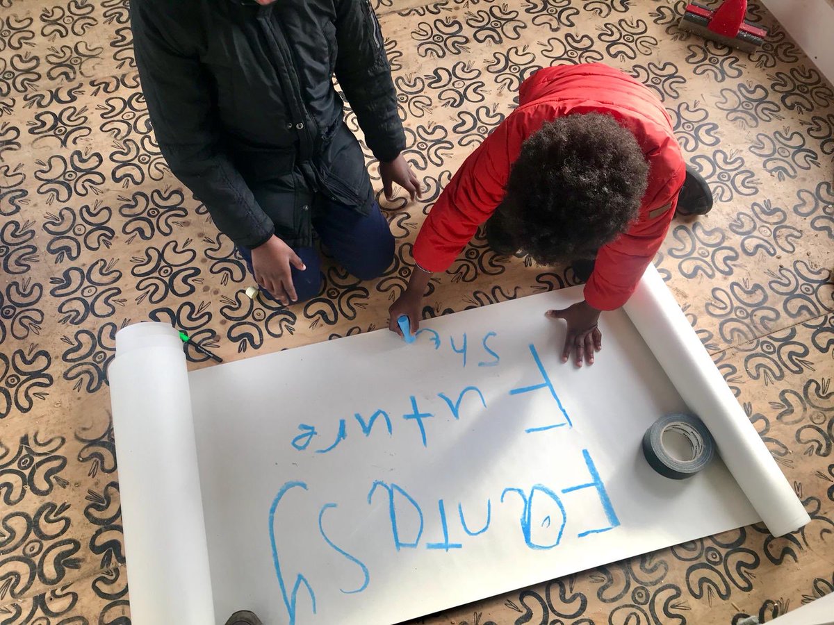 Really looking forward to Fantasy Future School at <a href="/cca_glasgow/">CCA</a> on Wednesday evening. As are these guys. (Thanks @theportlandinnprojectcic !). This is a friendly reminder that tickets are required and there’s only a few remaining... link: bit.ly/2U0RrJ3👆✌️💥