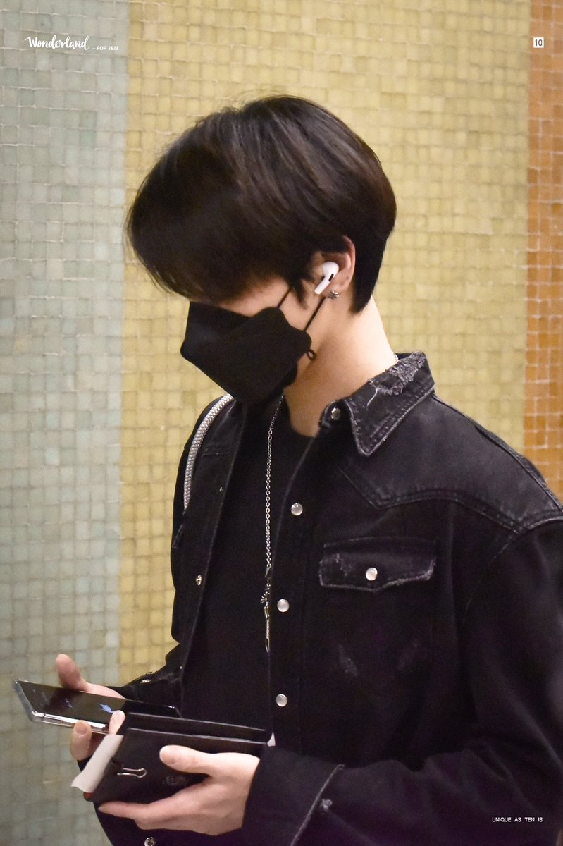 TenWonderland's tweet photo. #SuperM #슈퍼엠 #WayV #TEN #李永钦 #텐 #เตนล์
💙💛 https://t.co/HyMSQPWQKr