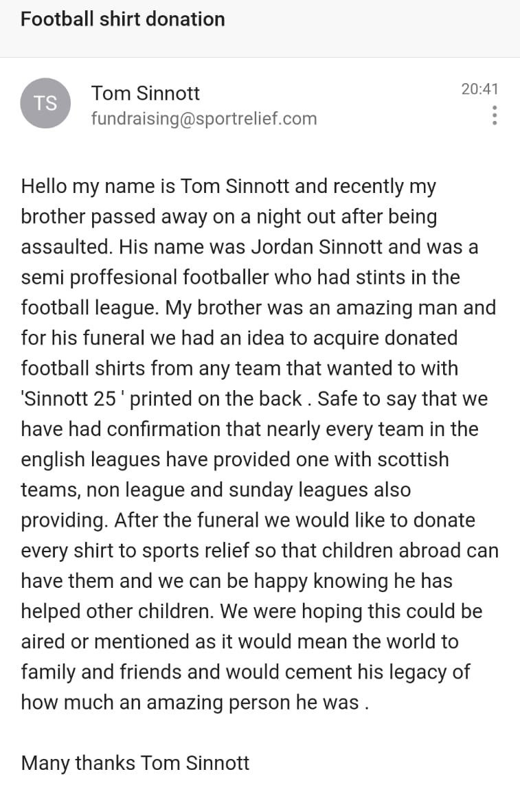 pacopolitENG's tweet photo. Let's do this... Hi @valenciacf_en, I definitely know I'm not your favourite person but PLEASE, could you check out the @JordanShirts initiative?
Atleti already sent their shirt with #Sinnott25 at the back of the kit.
They absolutely need our bat and badge in their collection! https://t.co/x0u5d5BudV