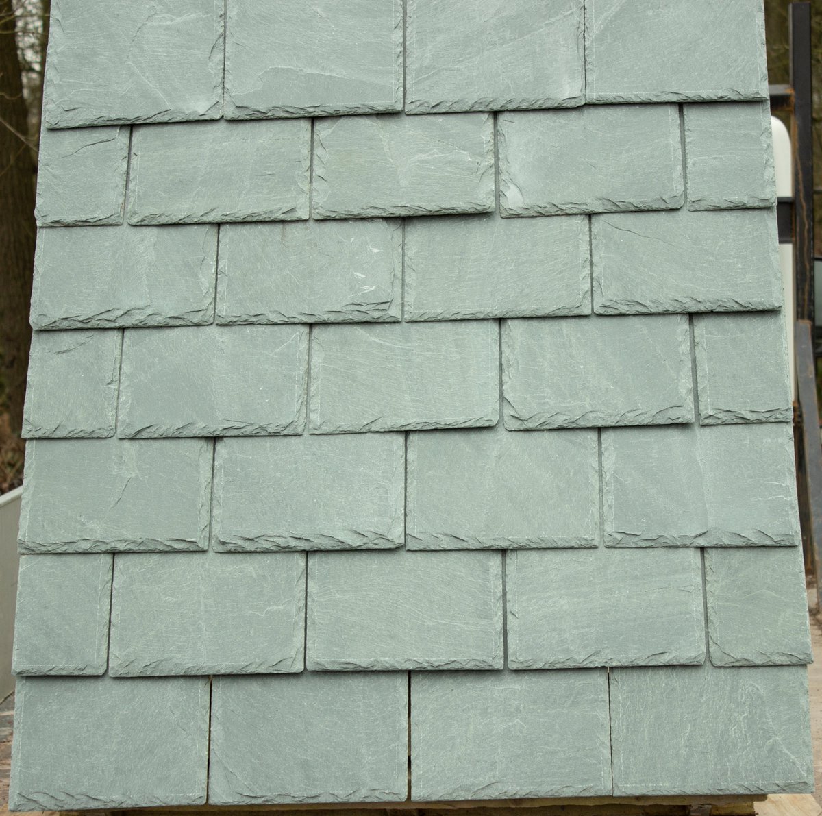 AdlardsRoofing's tweet photo. Fancy something a little different for your home? If you're installing a new roof or re-roofing, the Celtic Green natural slate is a lovely sustainable alternative to concrete. It also changes colour when wet or different weather conditions.
Enjoy! #adlards #sustainable https://t.co/FKWzfw1AhH