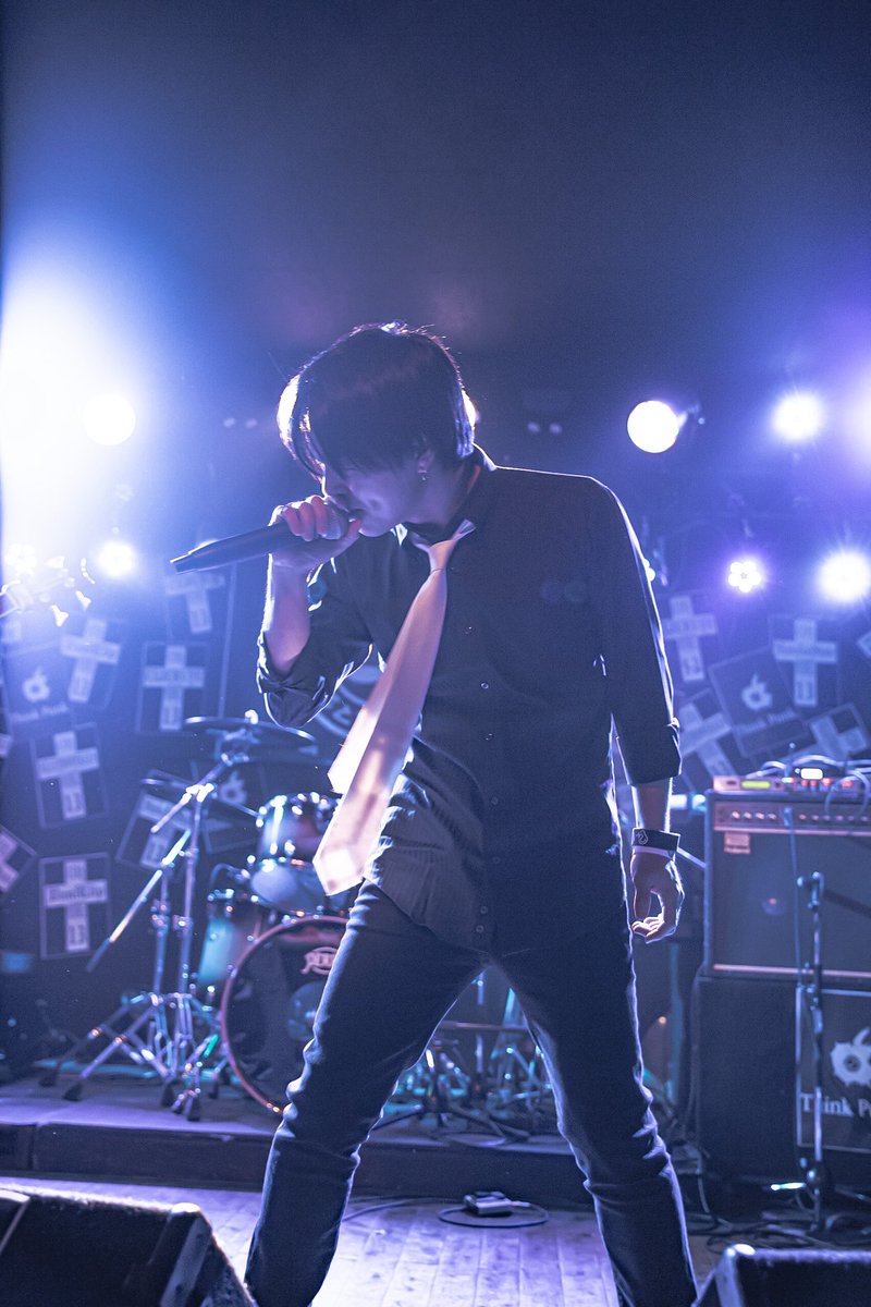 junya_phot0's tweet photo. Vans Clip!!!
.
.
@VC_Yu_Ki
.
.
#vansclip #バンド #LIVE
#ライブハウス #ボーカル
#trickeye #キリトリセカイ
#カメラ好きな人と繋がりたい
#写真好きな人と繋がりたい
#ファインダー越しの私の世界
#カメラ初心者 https://t.co/RQmLmZM3NC