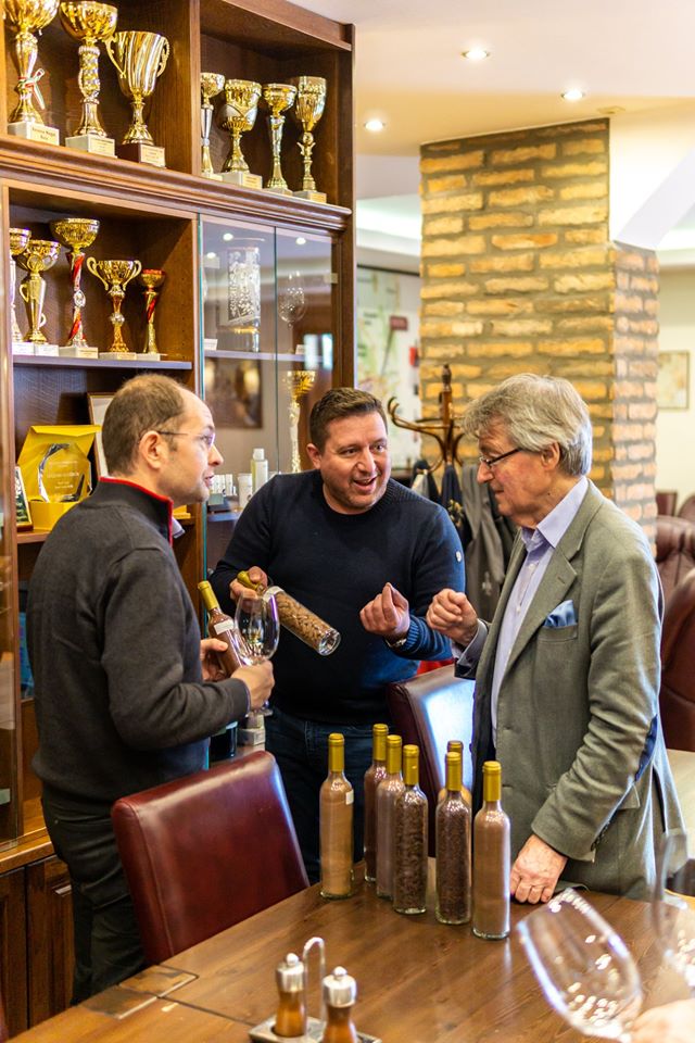 bockwinery's tweet photo. Steven Spurrier, the famous wine expert visited us at Bock Winery on last Friday. During his stay he tasted our premium quality wines. https://t.co/9RG6Wyk8BR