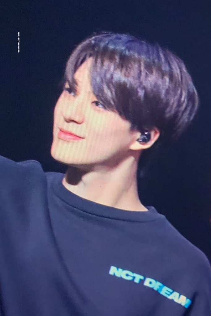THELASTMADNESS's tweet photo. 200203 #제노 https://t.co/5Q4Iw2vmX4