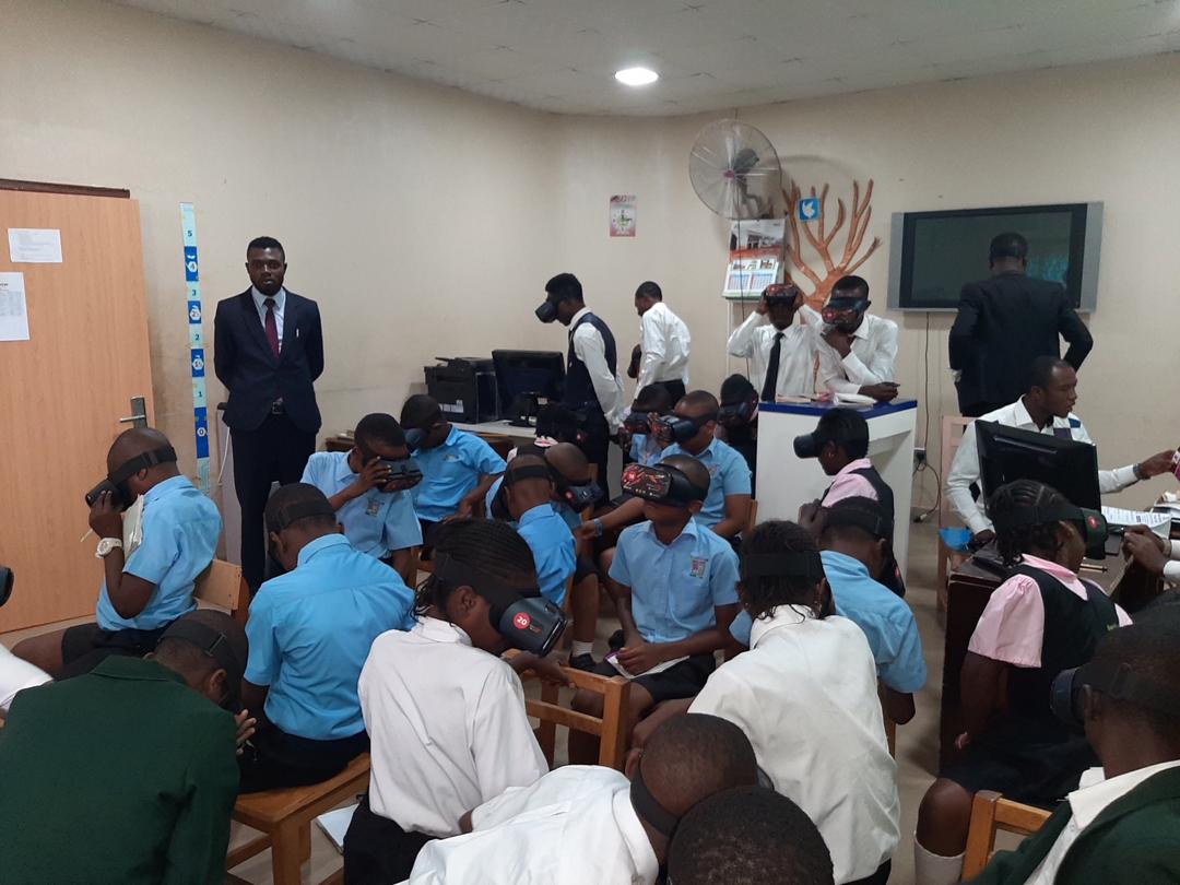 VRXOne's tweet photo. Learning is fun, engaging, and experiential with #googleexpeditions bringing lessons to life thru #VR #AR in Nigeria 🇳🇬 - via @VRXOne by @AObimak https://t.co/5wX09Tox6Y