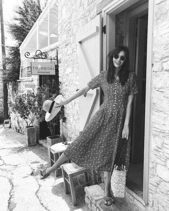 "Si tan solo supieras lo difícil que fue y cuánto tiempo me llevó volver a construir mi pequeño universo de paz y felicidad, entonces entenderías por qué soy tan cuidadosa y selectiva para decidir quién entra en mi vida y quién no".