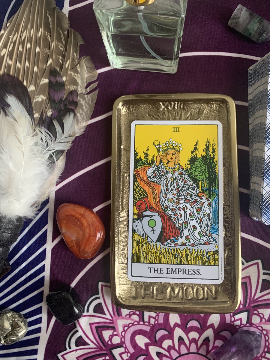 LightAndRooted's tweet photo. The Empress tells us that there is a desire to bring something forward. It is time to bring that business, that idea or that passion project to life. As you start on your new journey be sure to tap into your feminine energy. Be gentle &amp; loving towards yourself ❤️. #dailytarot https://t.co/5a1xK6lkFF