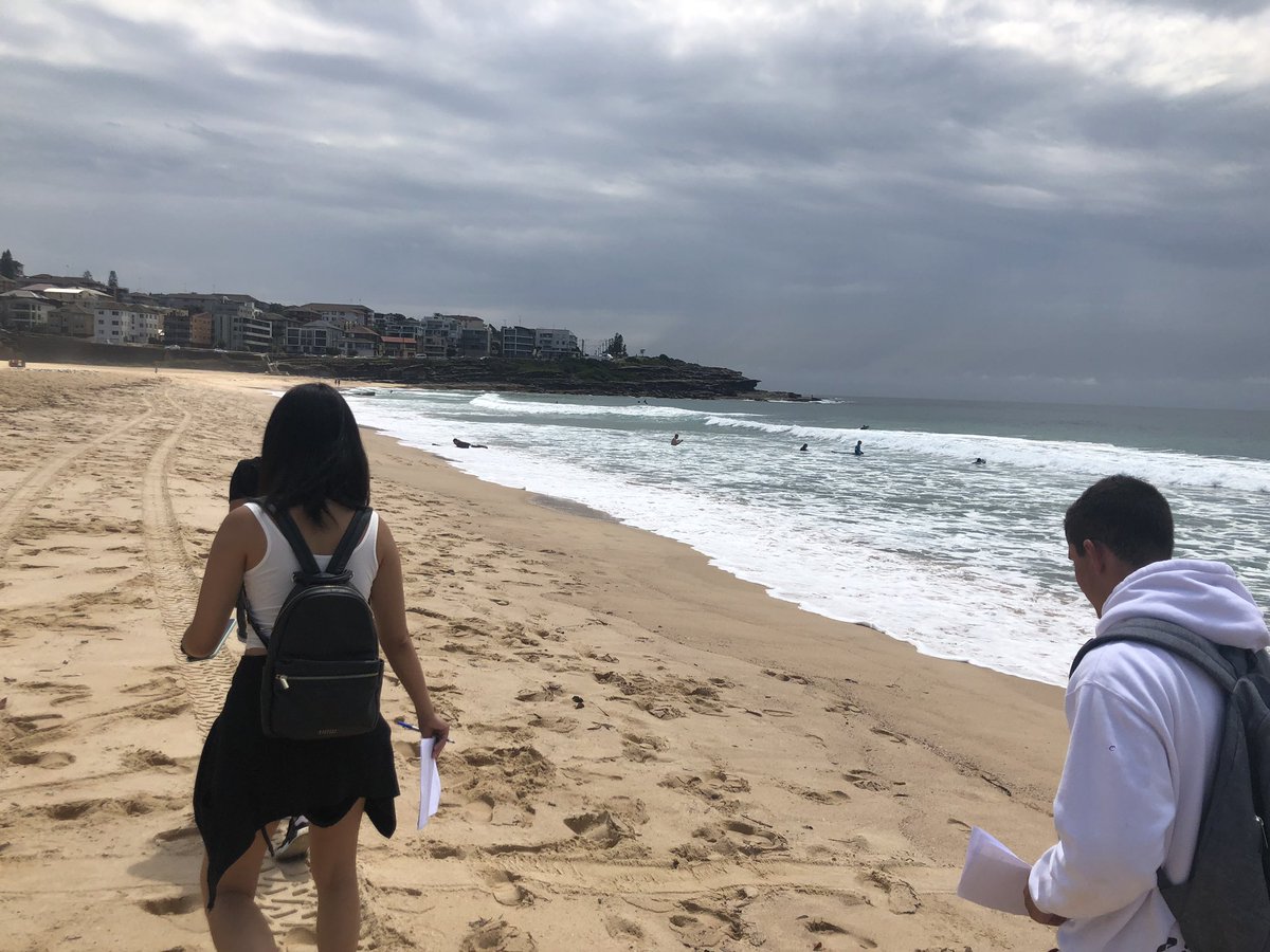 himynameisjessp's tweet photo. At our field trip today we made sure to pick up trash when we saw it. Small steps to take in order to protect and maintain a healthy environment for marine life. #marenvs20 https://t.co/cY1Jpiagba