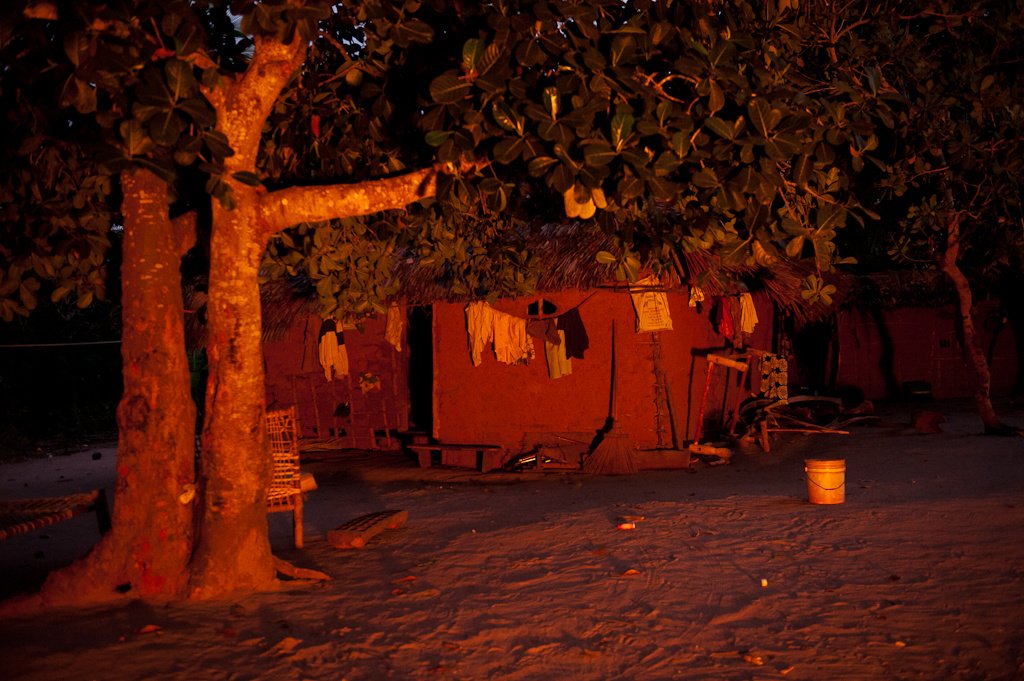 WBGTanzania's tweet photo. Currently, total #minigrid investment in countries with low electricity access in #Africa and Asia totals $5B. But $220B is needed to connect 500M people to 210,000 minigrids in these regions by 2030. Our new study: https://t.co/uXzL8407Mq
#Tanzania #SDG7 #ElectrificationForAll https://t.co/HxlBt8x5Xd