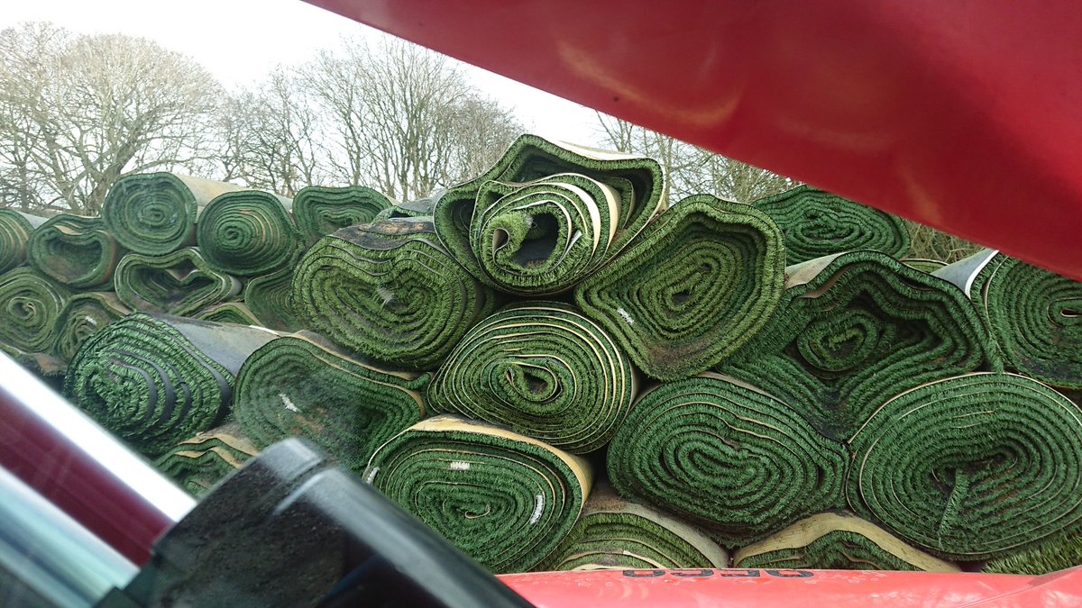 BPGcontractors's tweet photo. Laying #recycled #3G carpet today #Golf #CartPaths https://t.co/LRPF4RUz5x