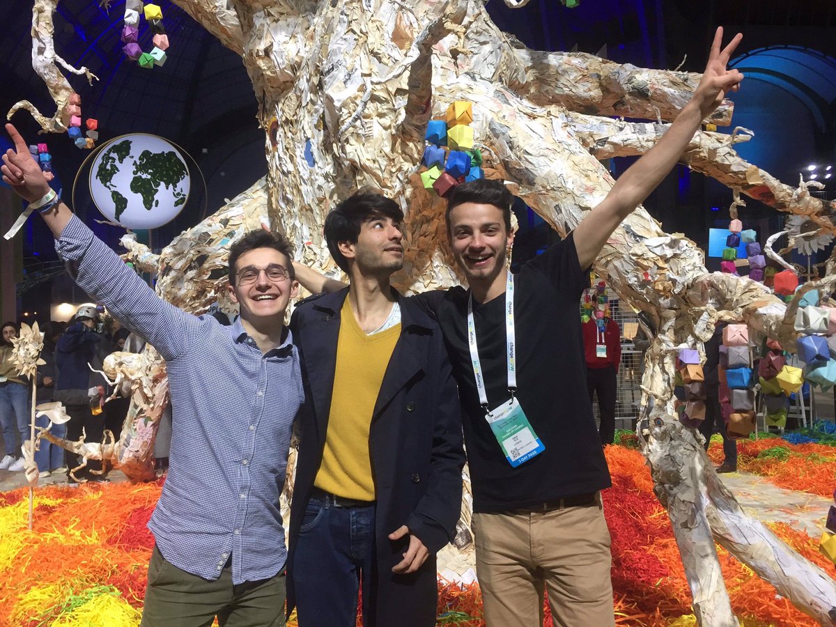 UpForEurope1's tweet photo. @changeNOWsummit was this weekend! It shown us that we must all work together despite our cultural, historical and geographical differences to make a difference 🤝🌿 https://t.co/qBs2p0J8Qd