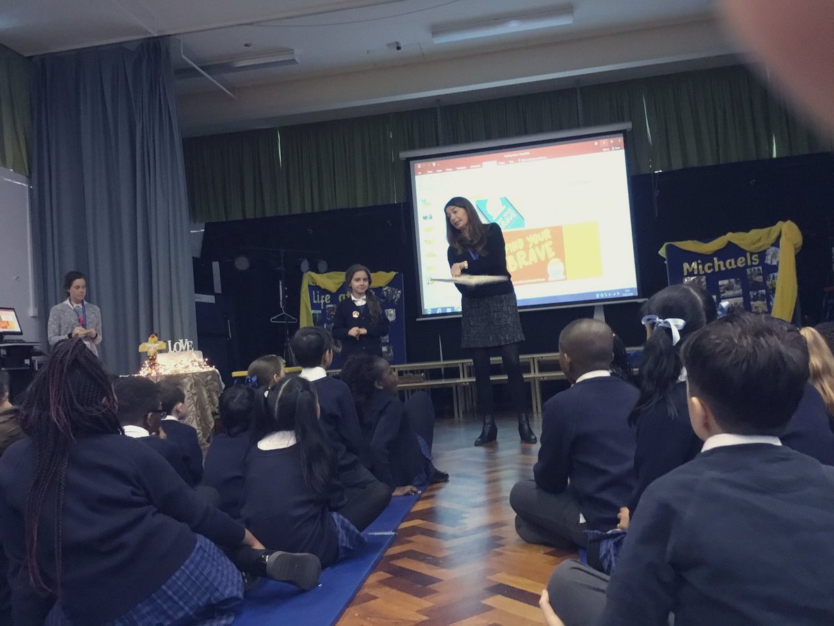 InspirationsStm's tweet photo. Well done to all the year 4 children who celebrated getting their English work into @MrsRigbySTM’s work book! #stmCelebration #stmRecognition #stmAssembly #stmEnglish #stmWriting #stmEnglish #LEQM https://t.co/EhjZvl00Ux