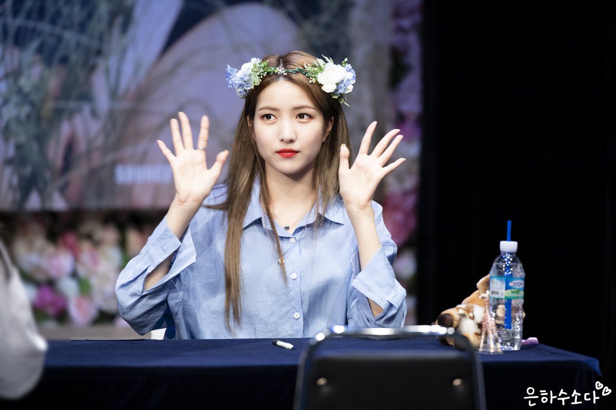 MilkywaySoda116's tweet photo. #FEVER_SEASON #열대야 #Fever #신촌
#Fever6thWin #GFRIEND59thWin
2019.07.07 일요일
7th Mini Album
'Fever Season'
신촌 팬사인회
소원 4pic
#여자친구 #GFRIEND #소원 #김소정
@GFRDofficial @GFRDofficialJP https://t.co/xJTYc53oc6