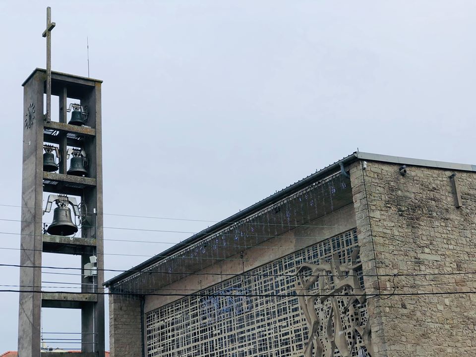 MONBEAUBETON tweet media