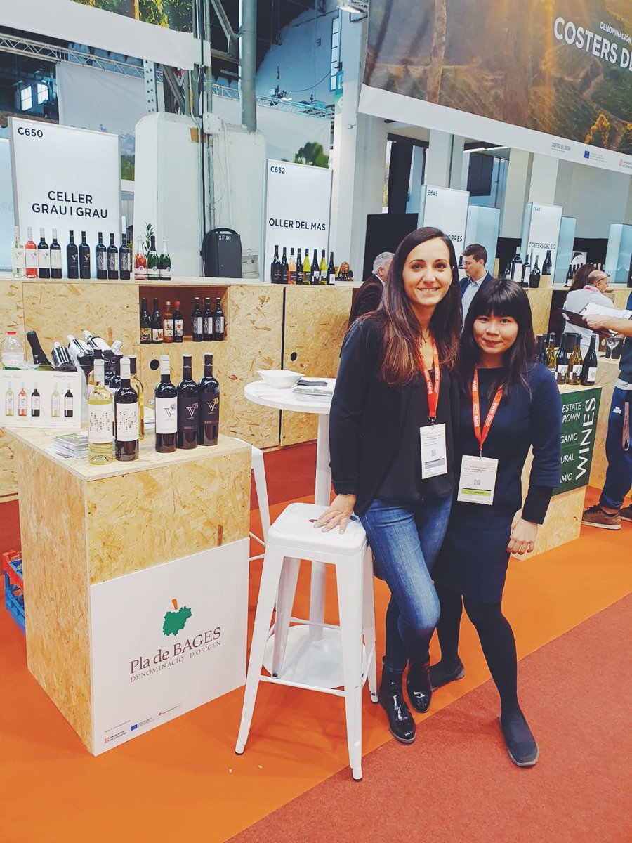 cellergrauigrau's tweet photo. 💥 Recorda que avui comença la @bcnwineweek fins al 5 de febrer i ens podràs trobar al Pavelló 8 Stand C650. ✌
T’hi esperem amb els nostres vins! 🍷
#Vi #Sumoll #Barcelona #FiraVi #ViCatalà #OrganicWines #ExportWine #BarcelonaWineWeek https://t.co/hfzgECKb7J
