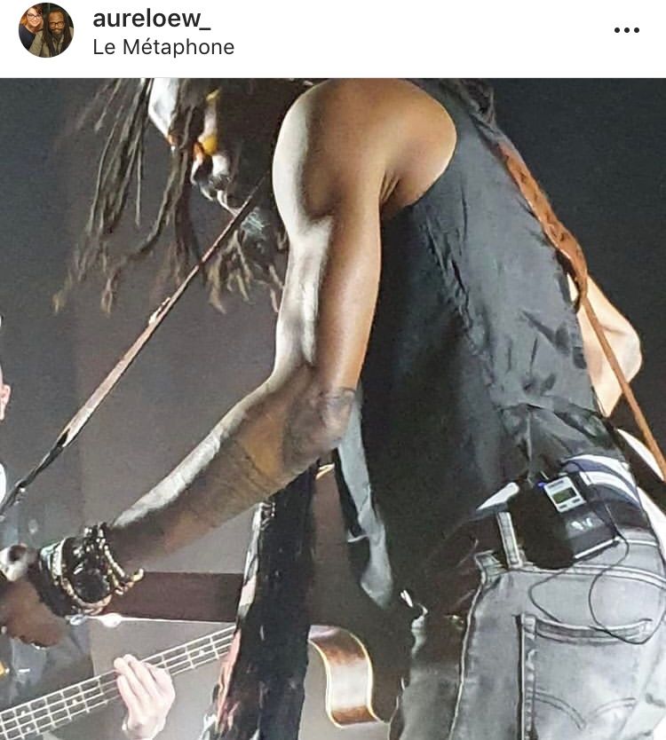 tetemusic's tweet photo. Tu confesses une vie
Faite de relectures diverses
L’imposture te disperse
Tu simules à crédit
 #Fauthentique #KingSimili
https://t.co/oPQW1bx91T https://t.co/h30KXOIkib