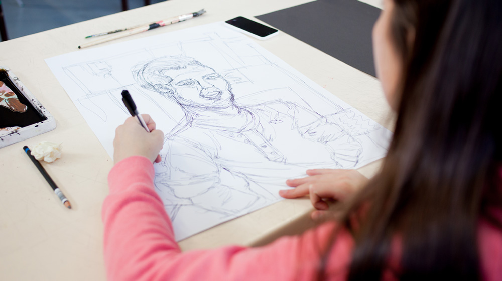 LeedsArtsUni's tweet photo. There are some spaces left on our four-week Portfolio Development course for 16-18 year olds looking to develop their experience and portfolios in preparation for further and higher art and design education. Booking closes on 18th February • https://t.co/WEatysnWsQ https://t.co/mWxjBpgLej