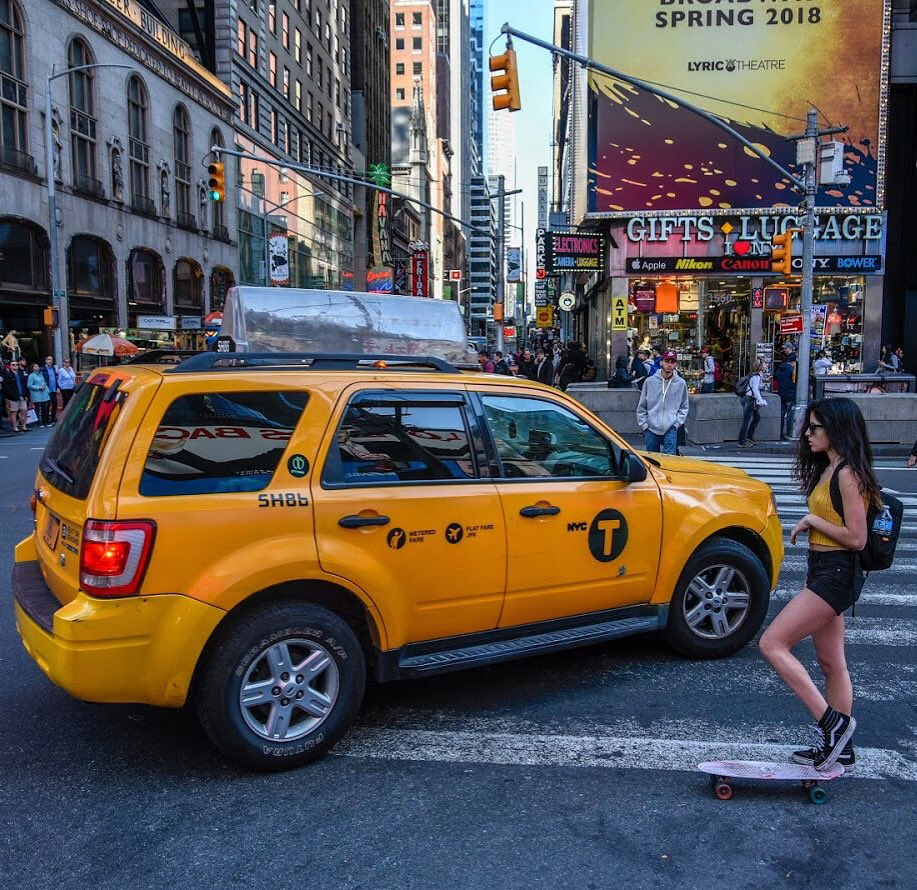 I just like her pose #Candid 

#NYC #NewYork #Travel #travelphotography