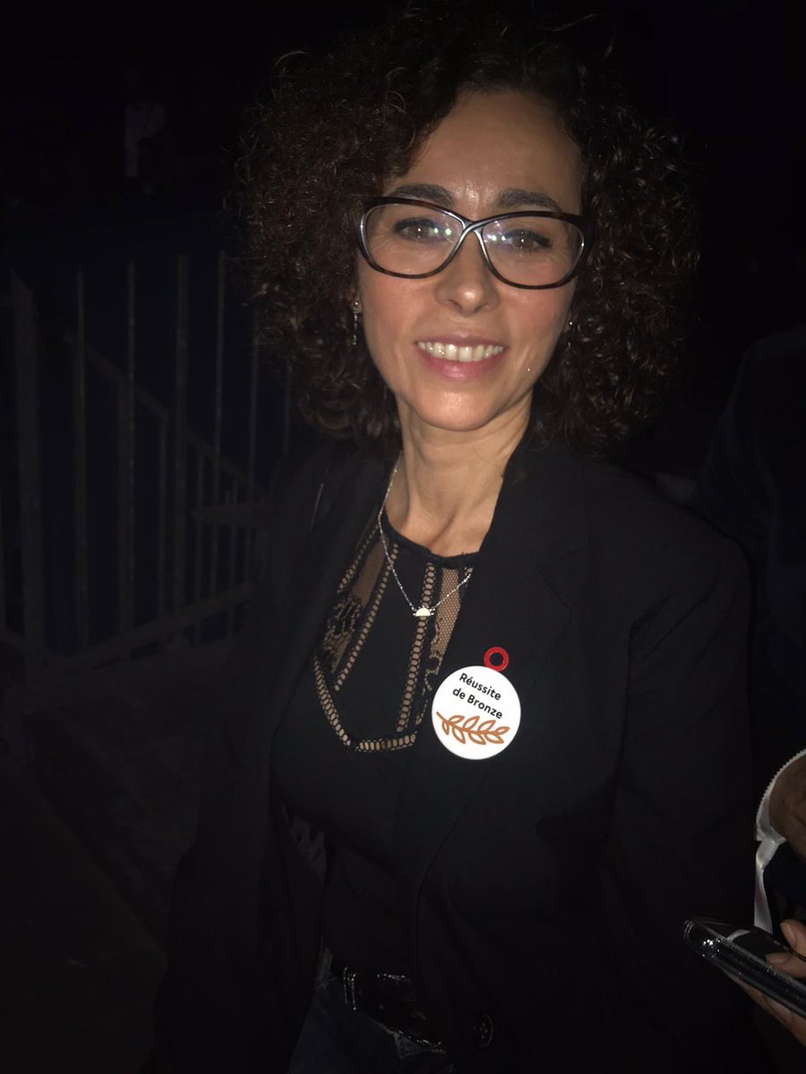 OrpiDasa's tweet photo. Quand on parle de récompense, on donne une mention toute spéciale à Joelle DAUMAS qui a découvert le métier il y a 1 an et qui fait la fierté de l'équipe... Bravo pour ton travail, ton assiduité, ton empathie et ton esprit d'équipe. Tu mérites amplement ta récompense !!!! https://t.co/p8xbVKZ4LY
