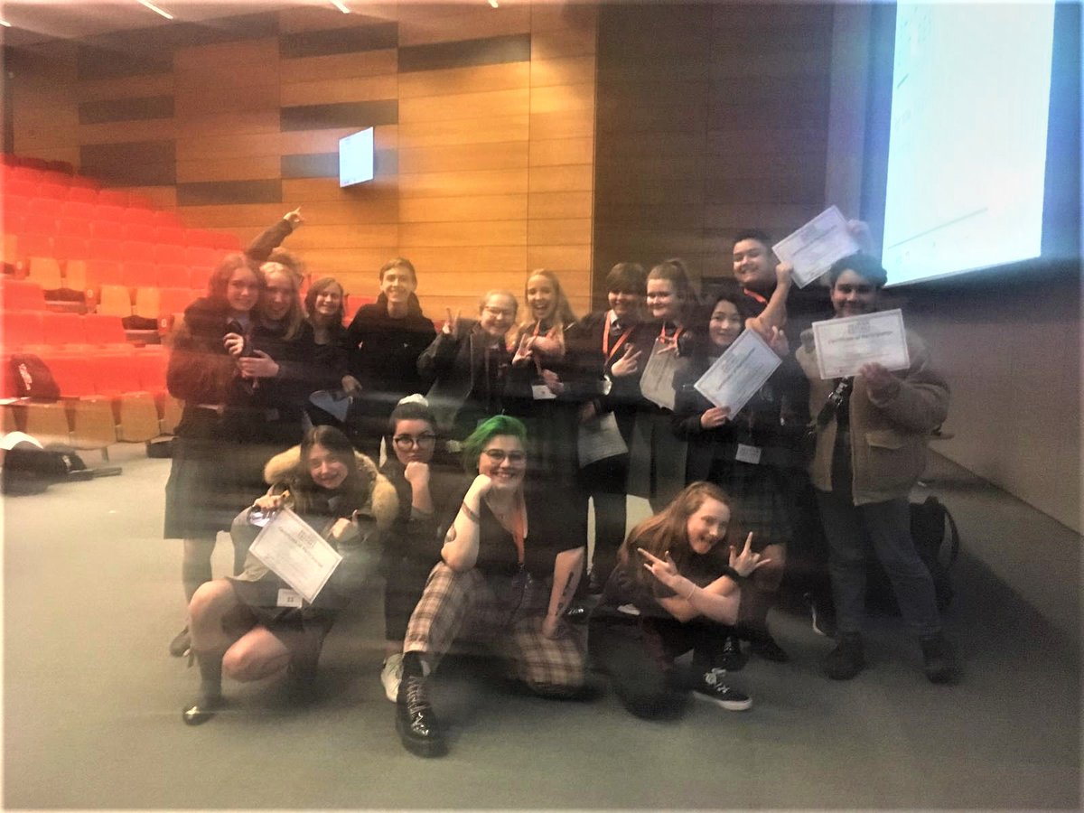 ShapingFutures_'s tweet photo. Congratulations to all of the young people who took part in the #Brightsparks project, Here are some photos from the evening. Thank you to @EHUOutreach for hosting this event to celebrate the new skills found, friends made and future plans developed! #UniConnect #FutureFocus https://t.co/xDRvdjZWQT