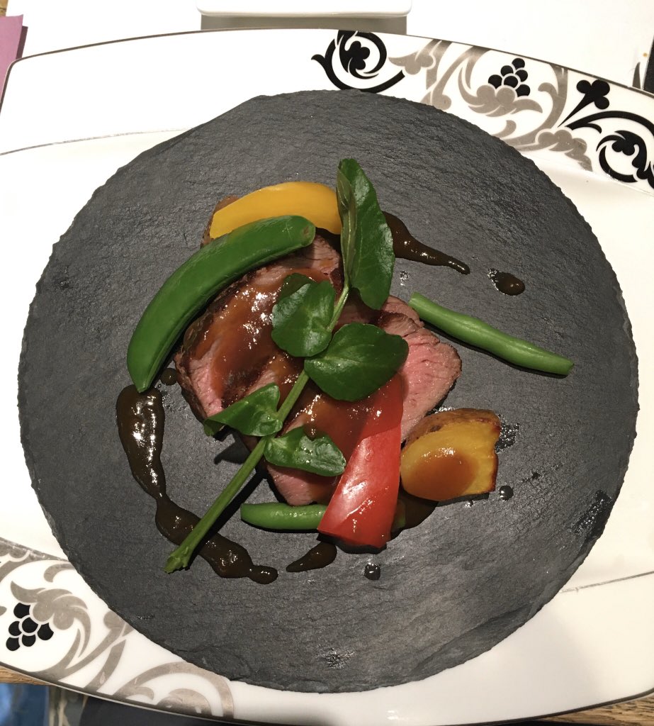 StevenSOcasio1's tweet photo. Not only amazing birds here on Hokkaido #Japan superb food too!! https://t.co/IdinUWzoiw https://t.co/HTrdx8ecsj
