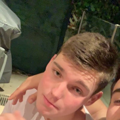 ALI3Net's tweet photo. #NewProfilePic Hide your artichokes, hide your antelopes. Because this deviant is lurking the dark voids of Twitter https://t.co/UvLCSQ0DG8