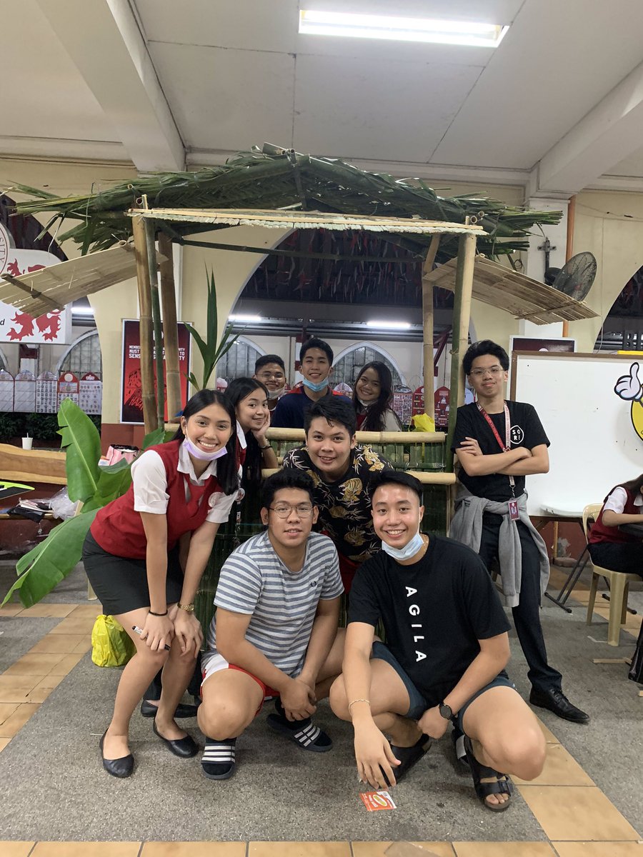 PusongPinoySBU's tweet photo. Oras na tumangkilik ng bago, mga kapuso! ❤️

Bisitahin kami at bumili ng burger na nakalagay sa bao! https://t.co/7bvTb8VikD