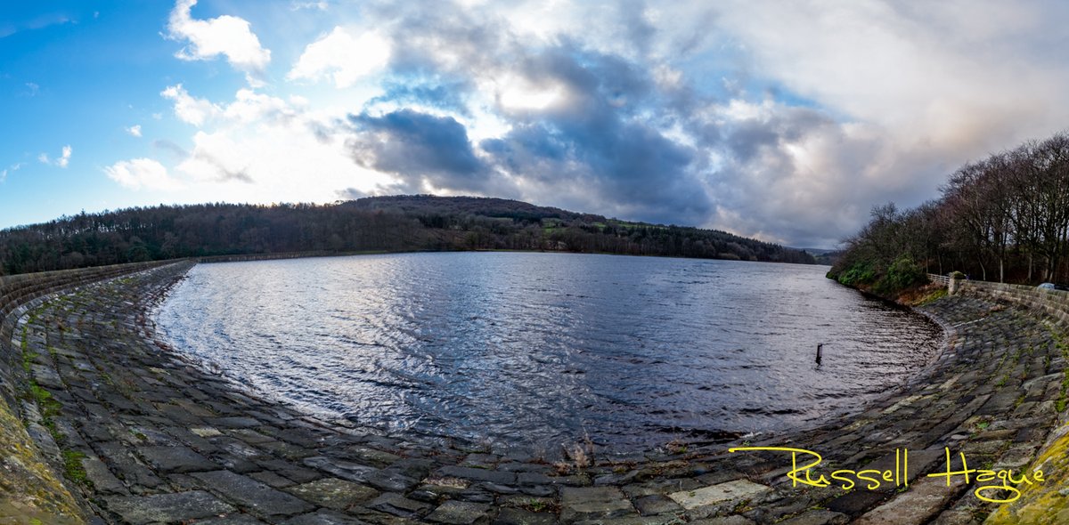 SheffieldLakes's tweet photo. #MondayMotivation from Morehall reservoir- one of Sheffield Lakeland's less discovered walks. Did you know the  via the SLLP Walkers Are Welcome https://t.co/nxBfO1oIPE are designing new easy going routes through-out 2020- #morehall will be one of the first! https://t.co/piISkFfILj