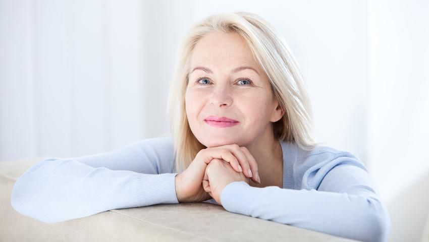 RedactriceSante's tweet photo. Selon une nouvelle étude américaine, une sexualité active stimule l'ovulation et retarde la #Menopause dont l'âge moyen, en France, est de 51 ans.
https://t.co/TAoaXIZCGo https://t.co/jUXC62KyL6